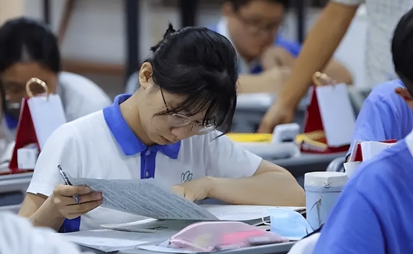 上海高考时间和全国统一吗？为什么不一样？